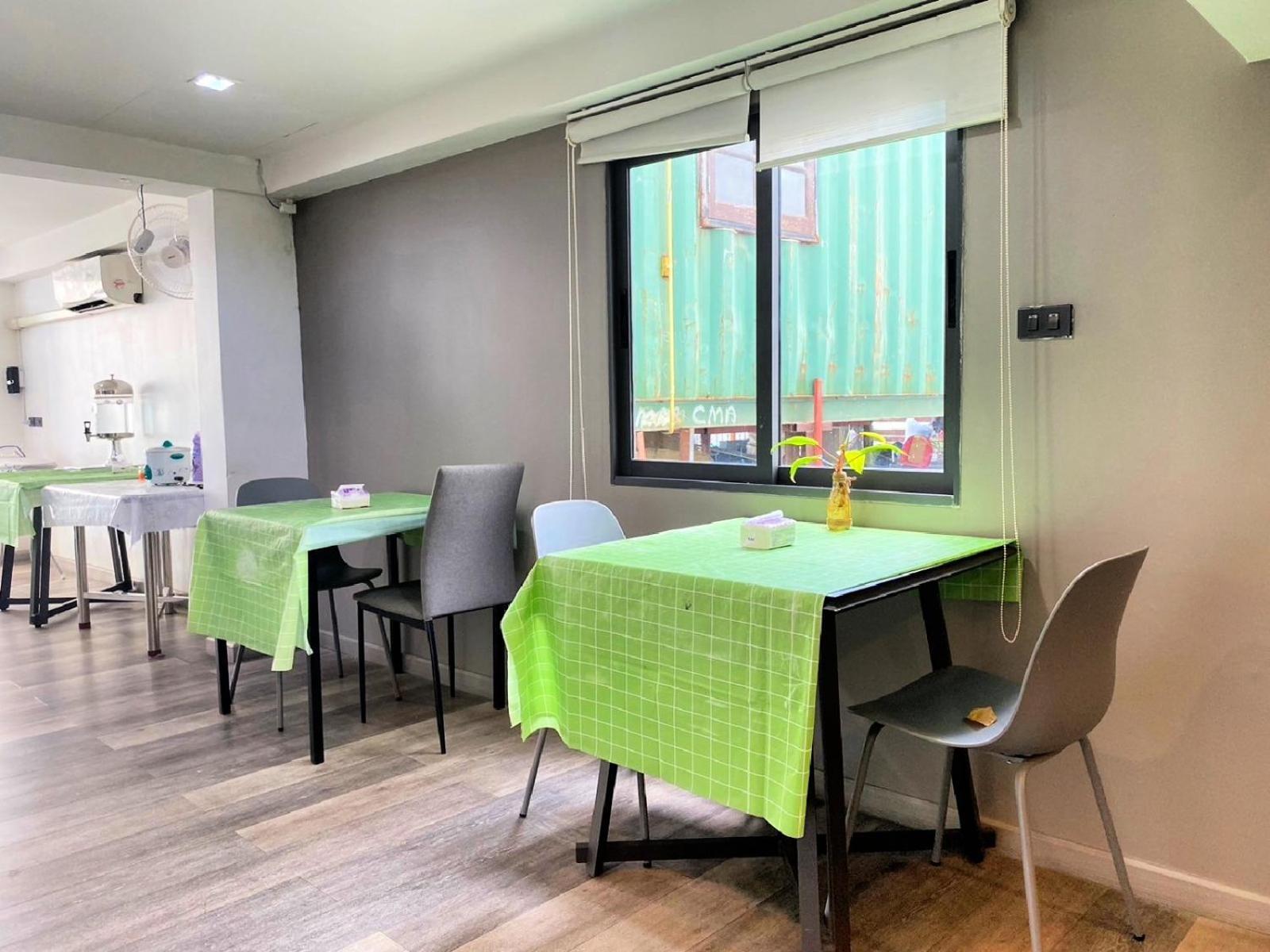 Baan Kun Mhor Hostel บ้านคุณหมอโฮสเทล بانكوك المظهر الخارجي الصورة